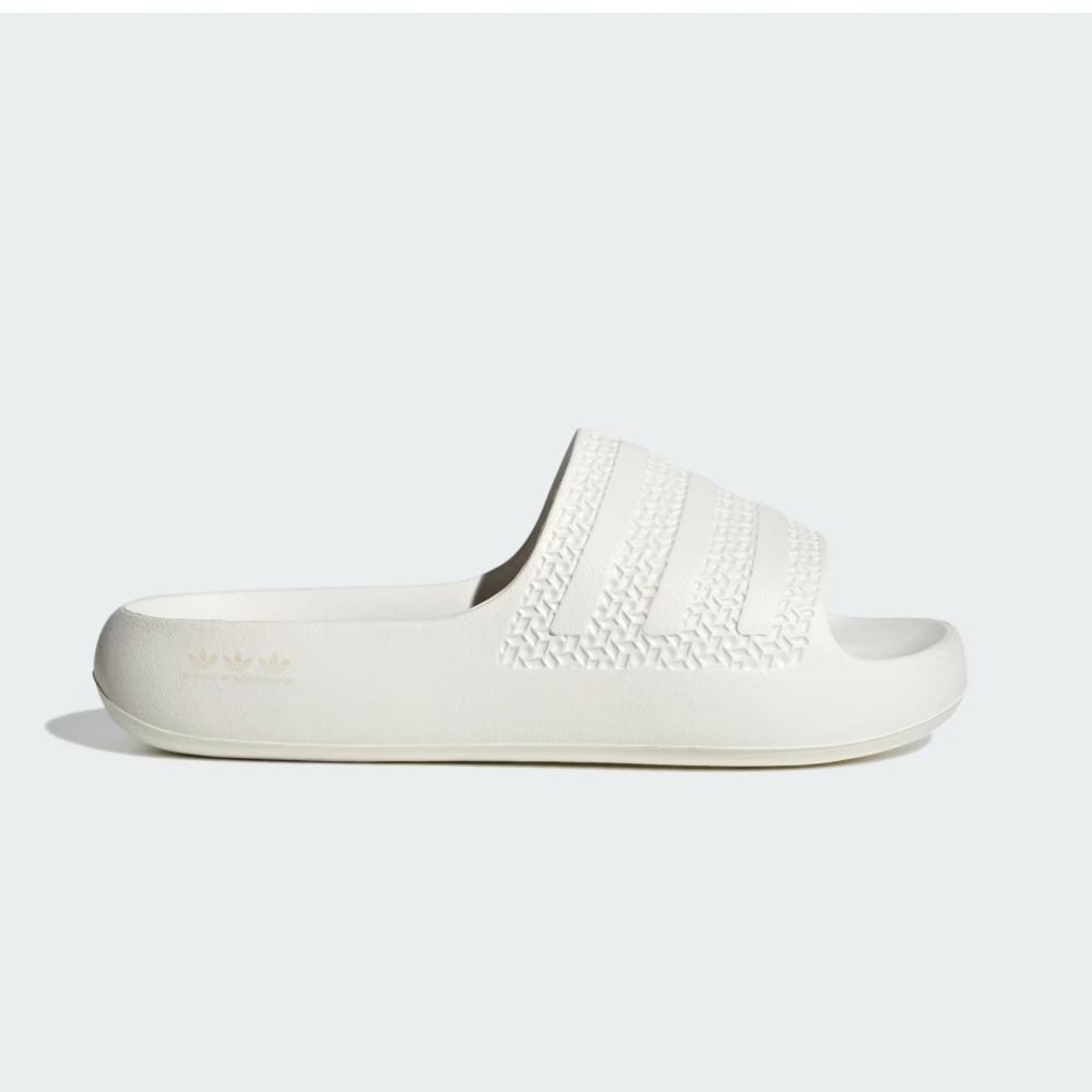 Adidas Women's Cream Adilette Ayoon Slides Size 7 But Fit True Women Size 8
